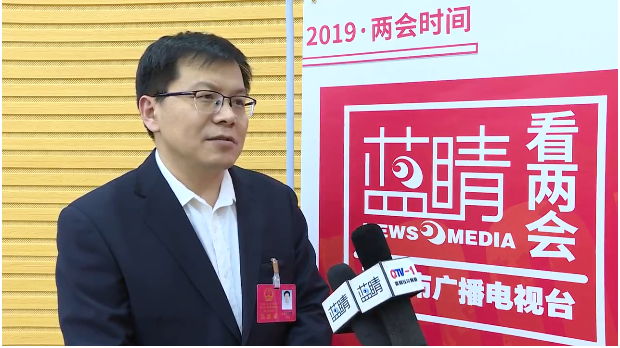 青島一建集團(tuán)董事長(zhǎng)、總裁馬樹軍接受青島廣播電視臺(tái)專訪